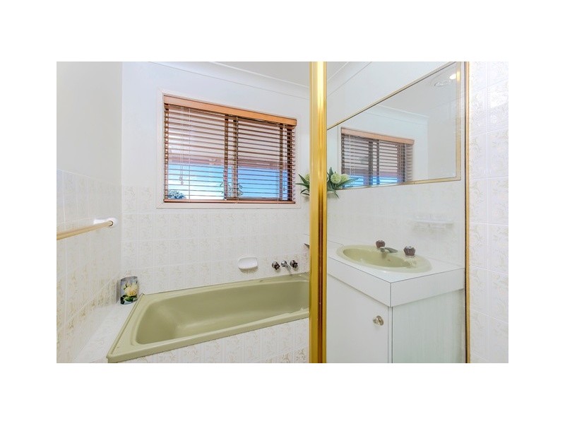 40 Terranora Rd, Banora Point NSW 2486