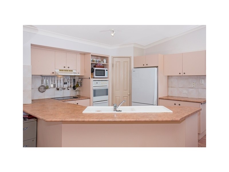 4 Stonehaven Way, Banora Point NSW 2486