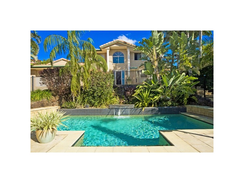 16 Lochlomond Dr, Banora Point NSW 2486