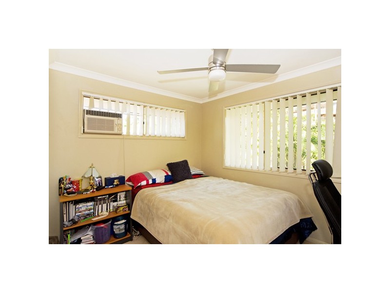 16 Lochlomond Dr, Banora Point NSW 2486