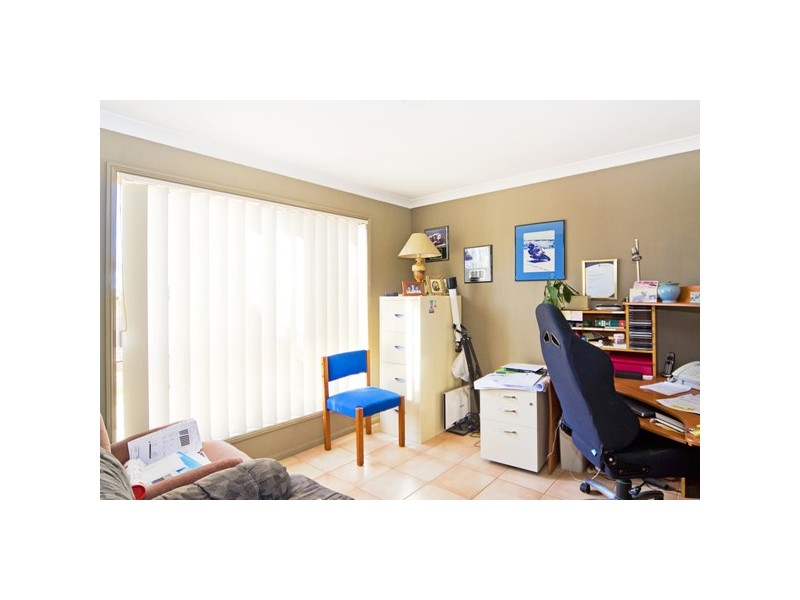 16 Lochlomond Dr, Banora Point NSW 2486