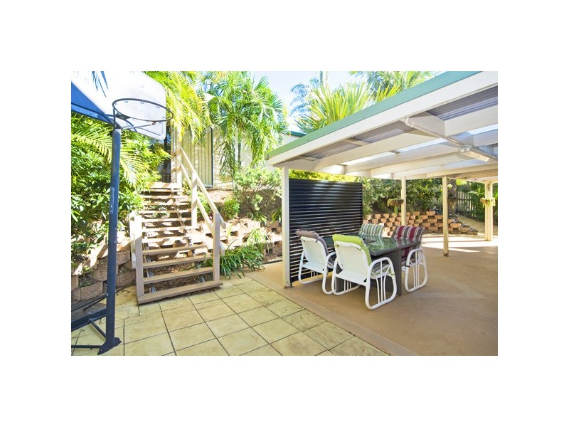 16 Lochlomond Dr, Banora Point NSW 2486