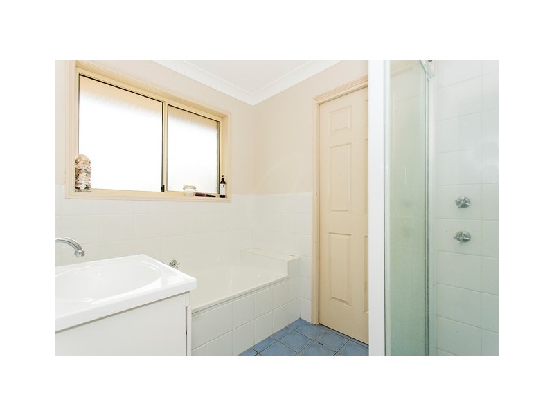 23 Honeymyrtle Dr, Banora Point NSW 2486