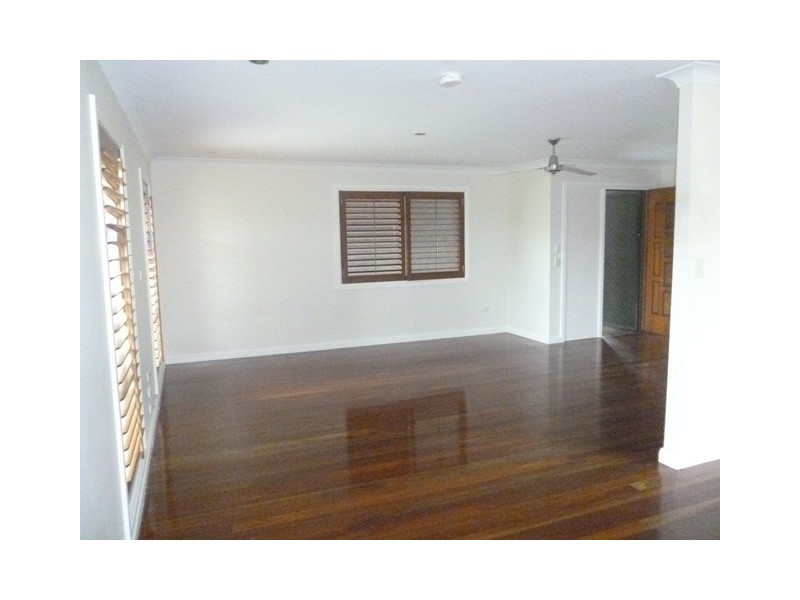 81 Jacaranda Ave, Tweed Heads West NSW 2485
