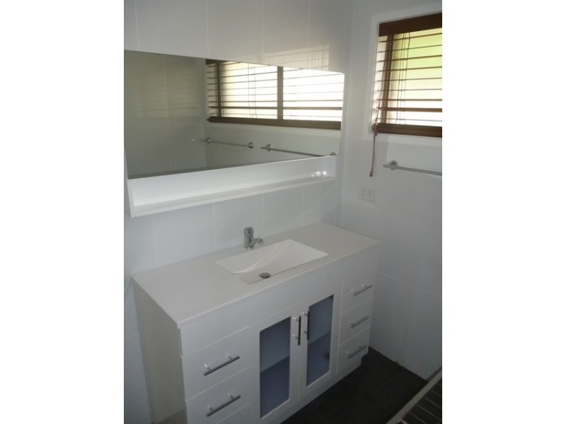 81 Jacaranda Ave, Tweed Heads West NSW 2485