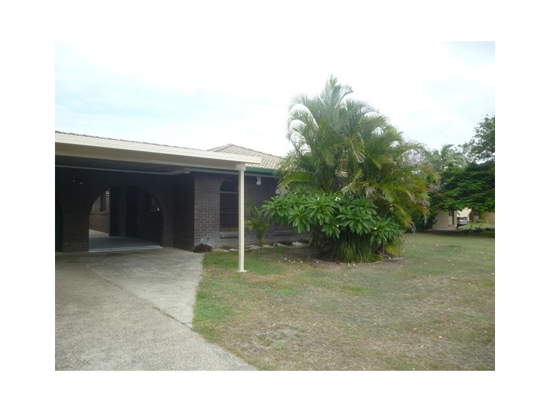 81 Jacaranda Ave, Tweed Heads West NSW 2485