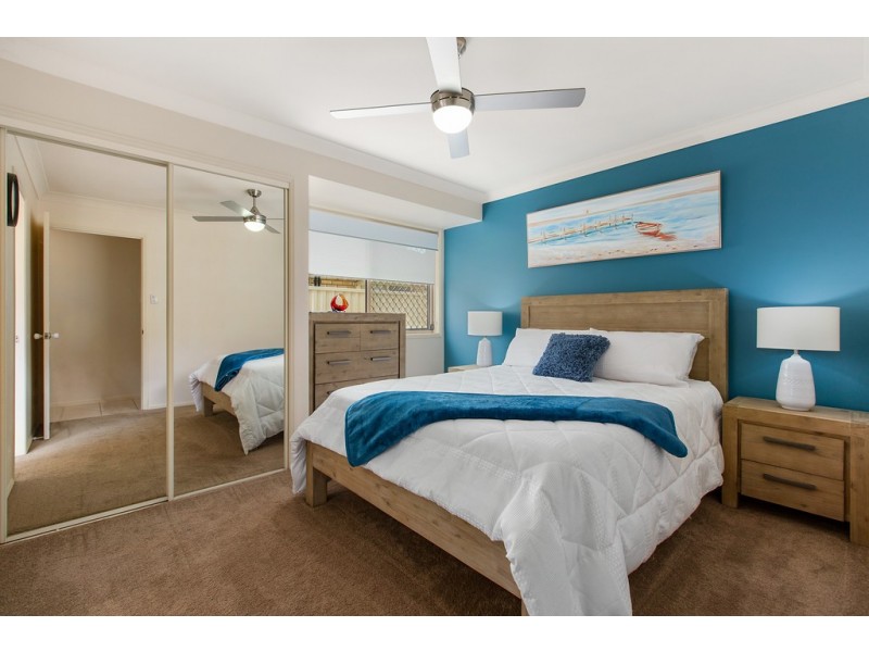33 Avondale Drive, Banora Point NSW 2486
