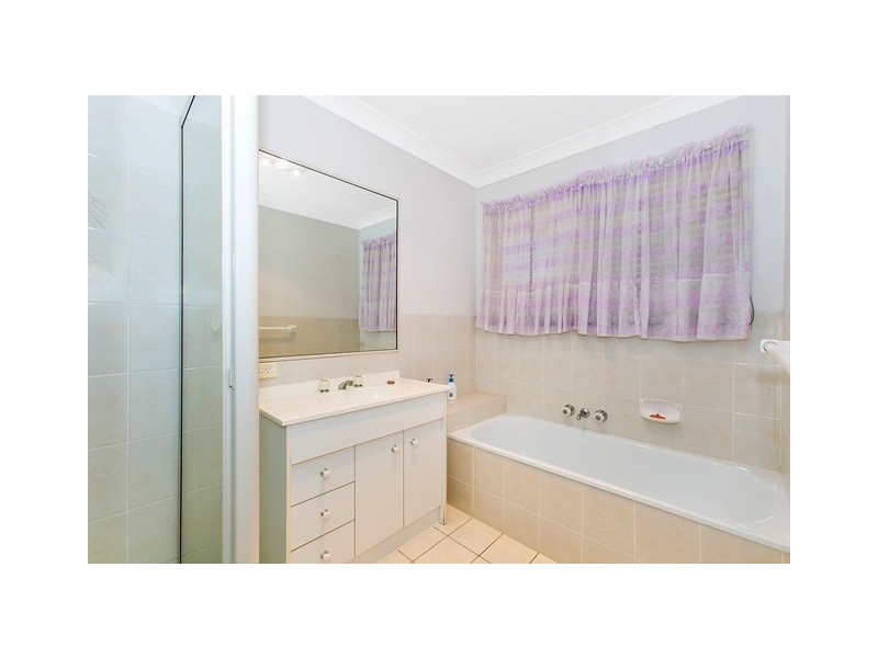 1 / 1 Sequoia Ct, Banora Point NSW 2486
