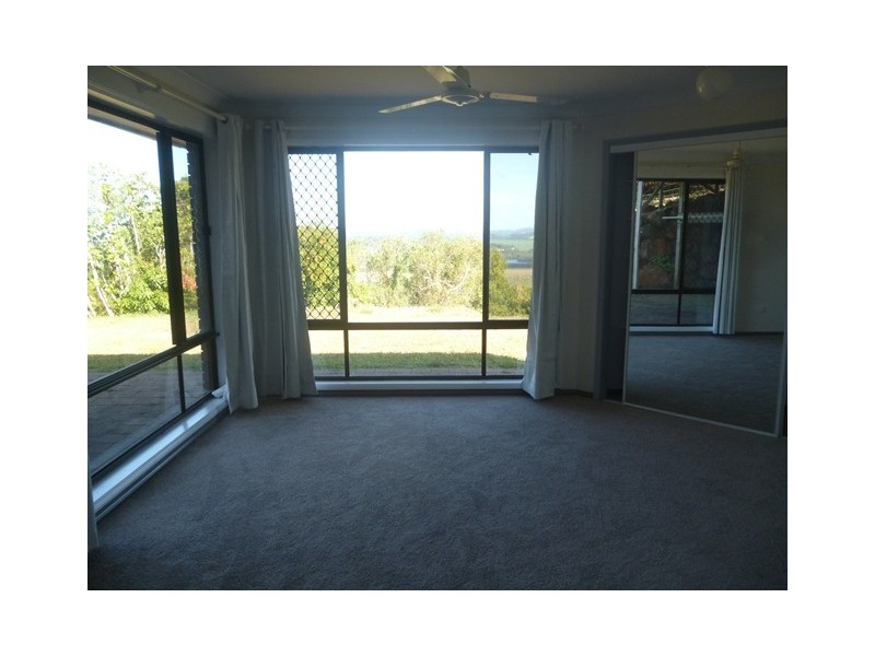 86 McAuleys RD, Terranora NSW 2486