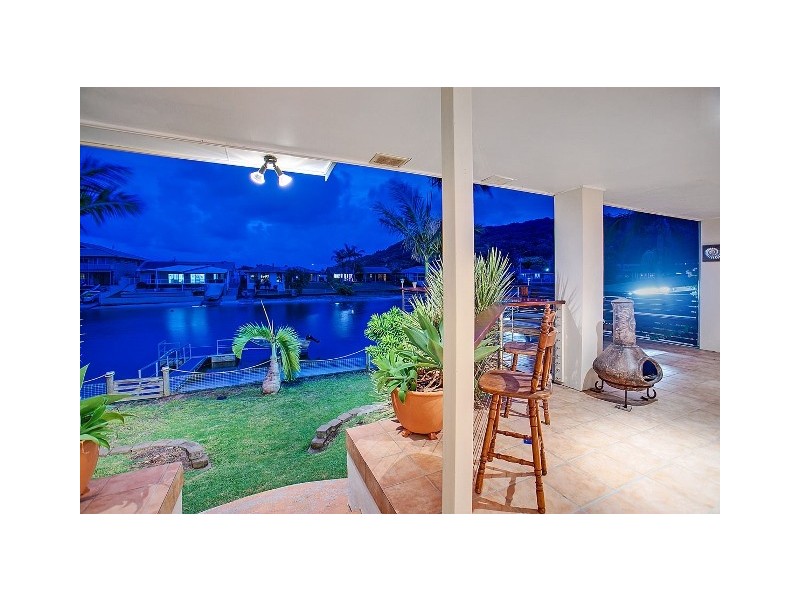 10 Bosun Boulevard, Banora Point NSW 2486
