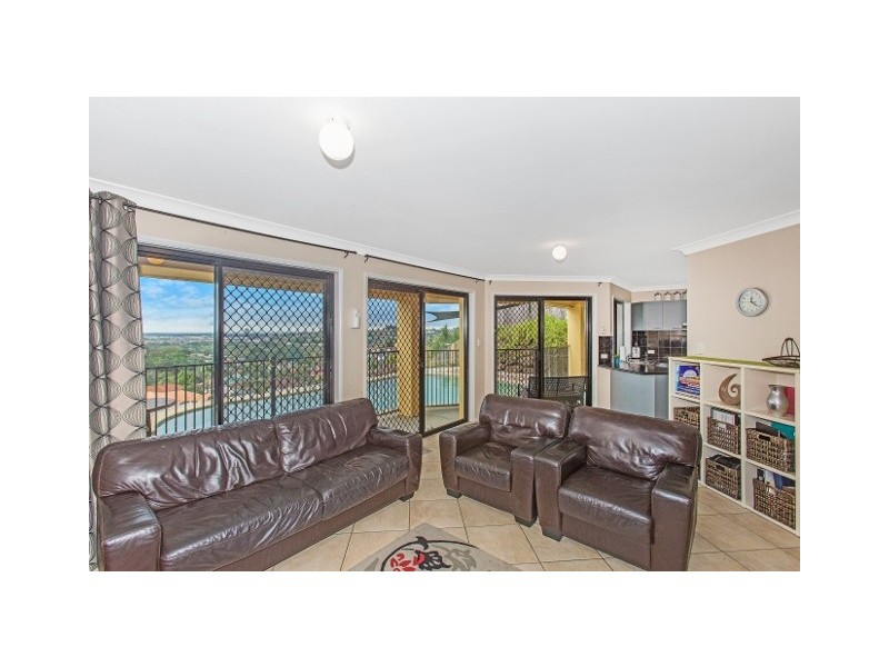13 Stonehaven Way, Banora Point NSW 2486
