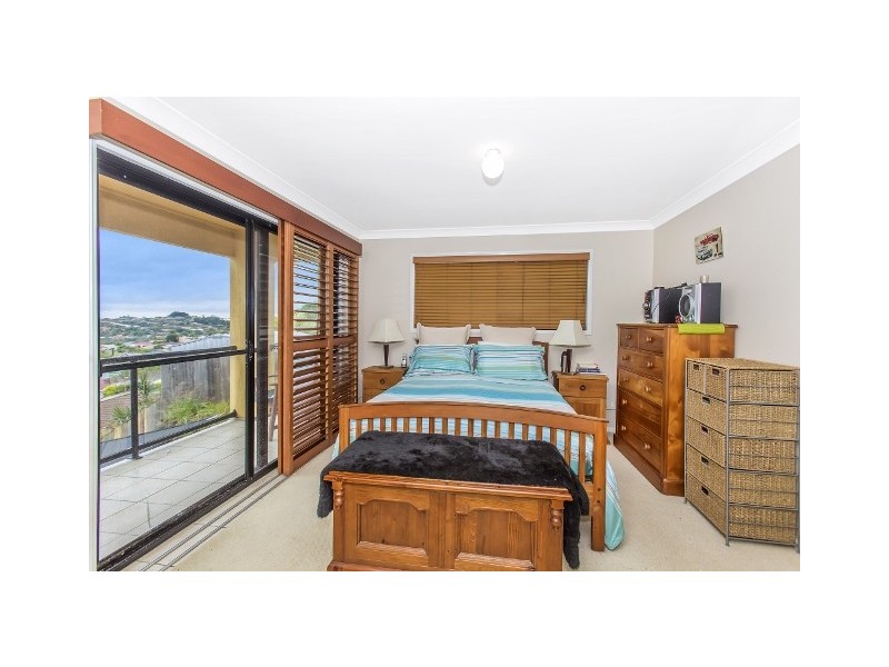 13 Stonehaven Way, Banora Point NSW 2486