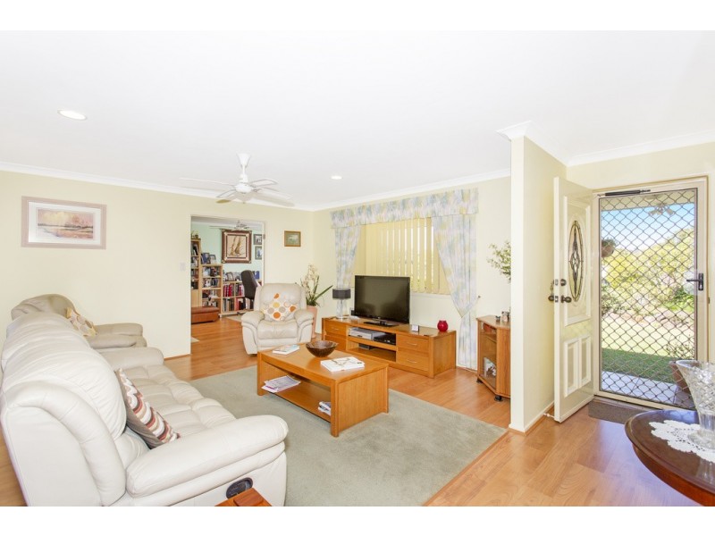 1 Links St, Banora Point NSW 2486