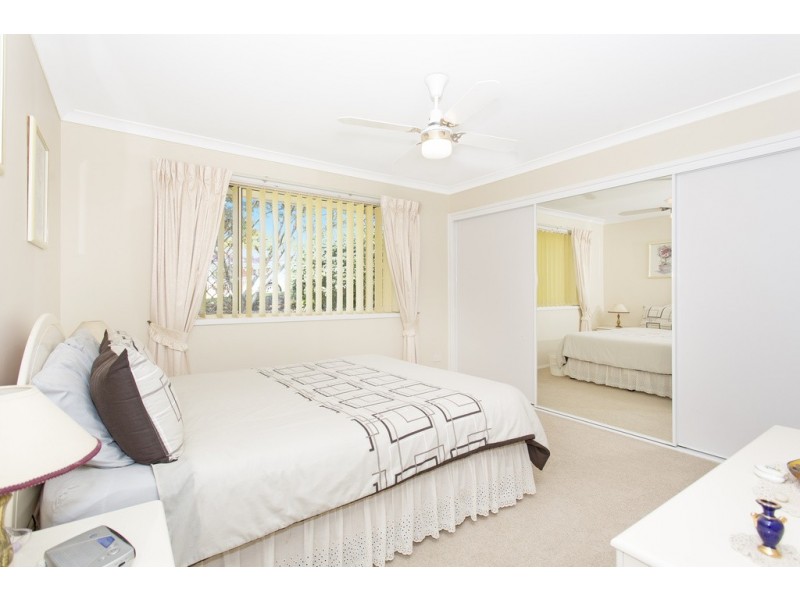 1 Links St, Banora Point NSW 2486