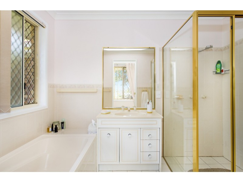 1 Links St, Banora Point NSW 2486