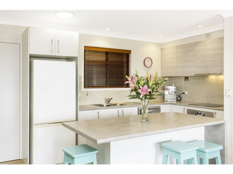 27 Peninsula Drive, Bilambil Heights NSW 2486