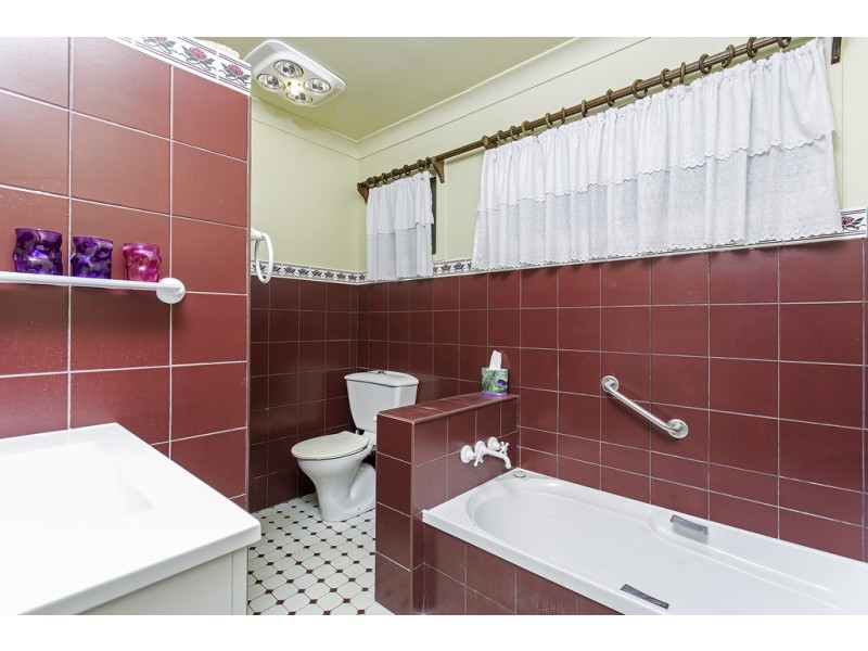 27 Peninsula Drive, Bilambil Heights NSW 2486