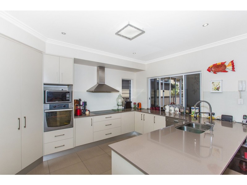 2 Fairmont Court, Banora Point NSW 2486