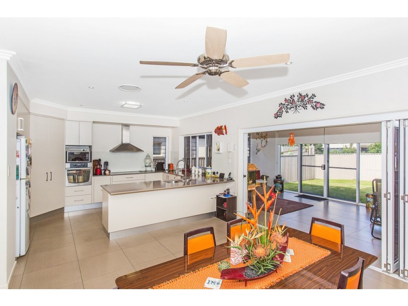 2 Fairmont Court, Banora Point NSW 2486