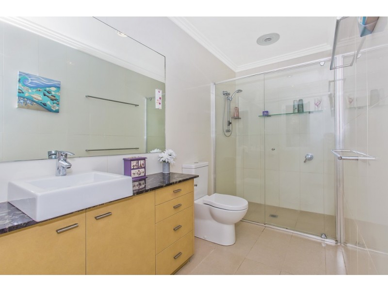 2 Fairmont Court, Banora Point NSW 2486