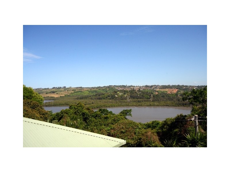 42 Broadwater Esplanade, Bilambil Heights NSW 2486
