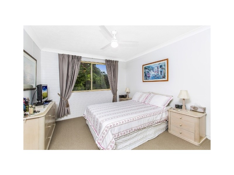 4/72 Stapylton Street, Coolangatta QLD 4225
