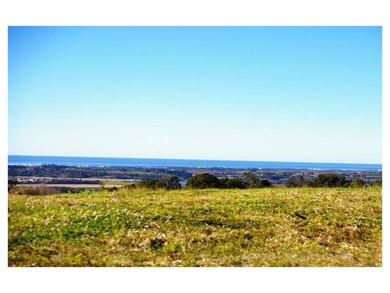 8 Nassau Ave, Terranora NSW 2486