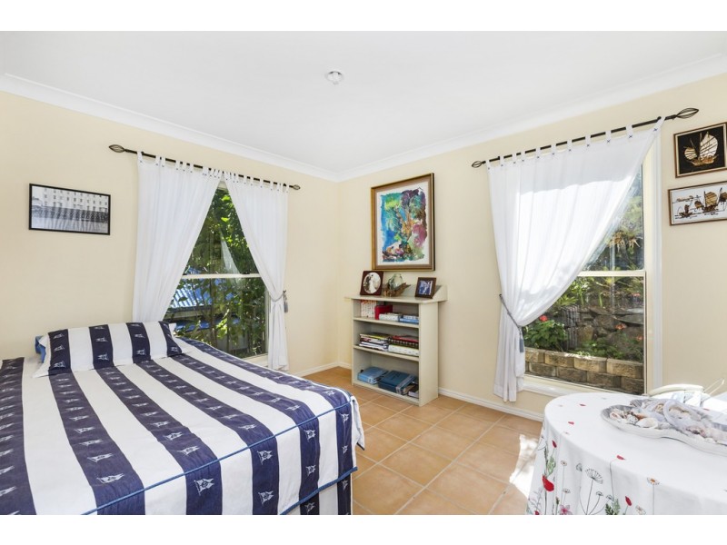 4 Bottlebrush Drive, Pottsville NSW 2489