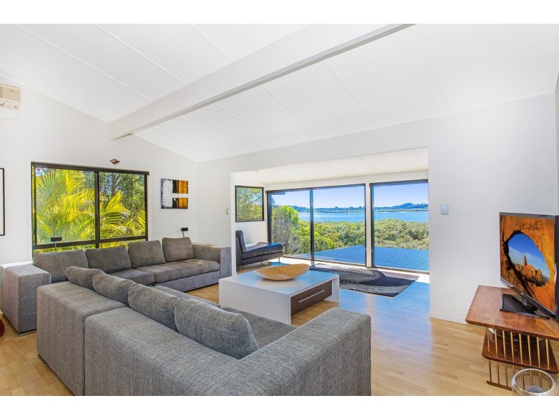 227 Beltana Drive, Bilambil NSW 2486