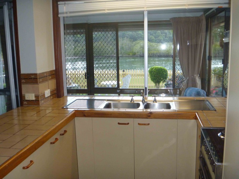 2 / 113 Sunset Boulevard, Tweed Heads West NSW 2485