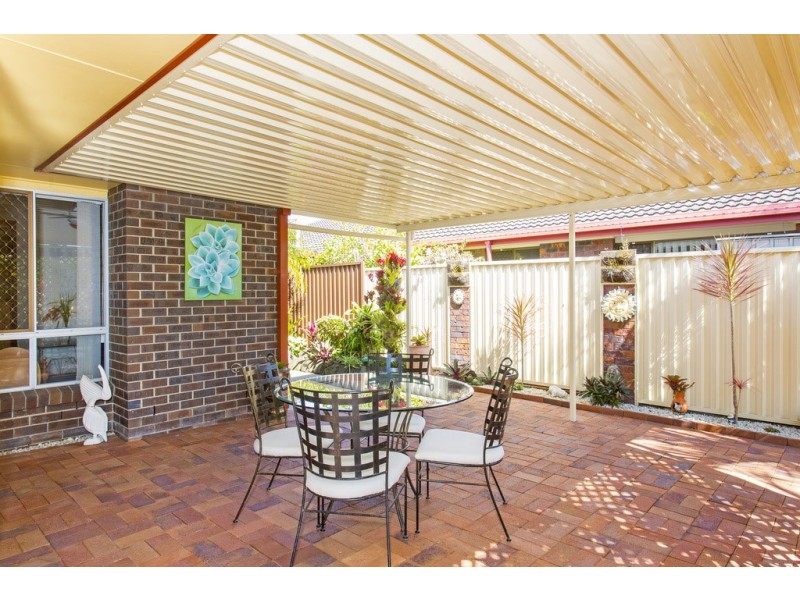 2 / 113 Sunset Boulevard, Tweed Heads West NSW 2485