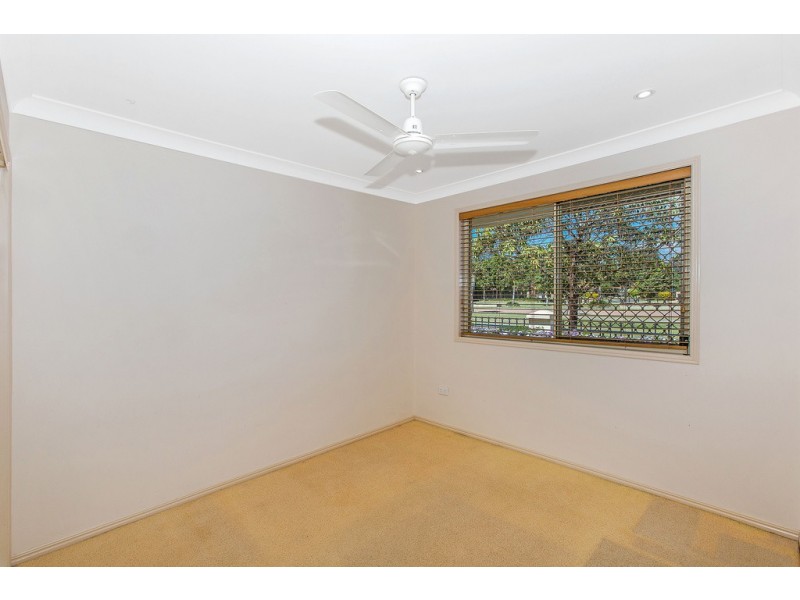 2 / 10 Yarra Cl, Banora Point NSW 2486