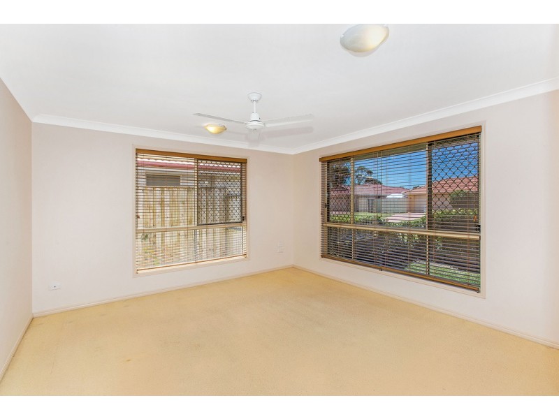 2 / 10 Yarra Cl, Banora Point NSW 2486