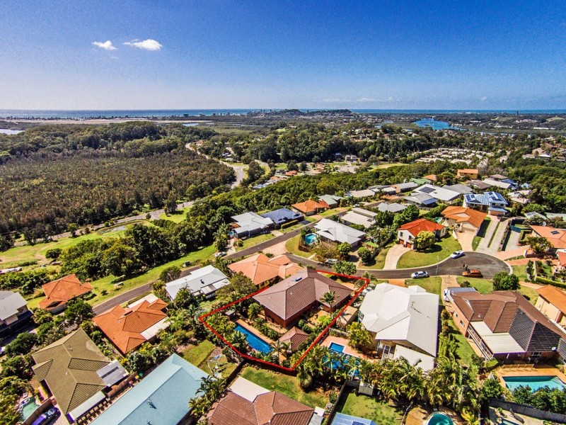 10 Caffrey Cl, Tweed Heads West NSW 2485