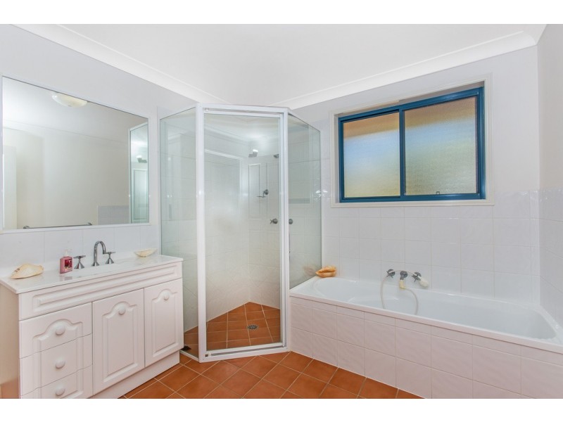 10 Caffrey Cl, Tweed Heads West NSW 2485