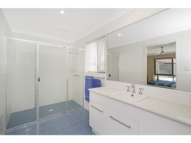 89 Botanical Circuit, Banora Point NSW 2486