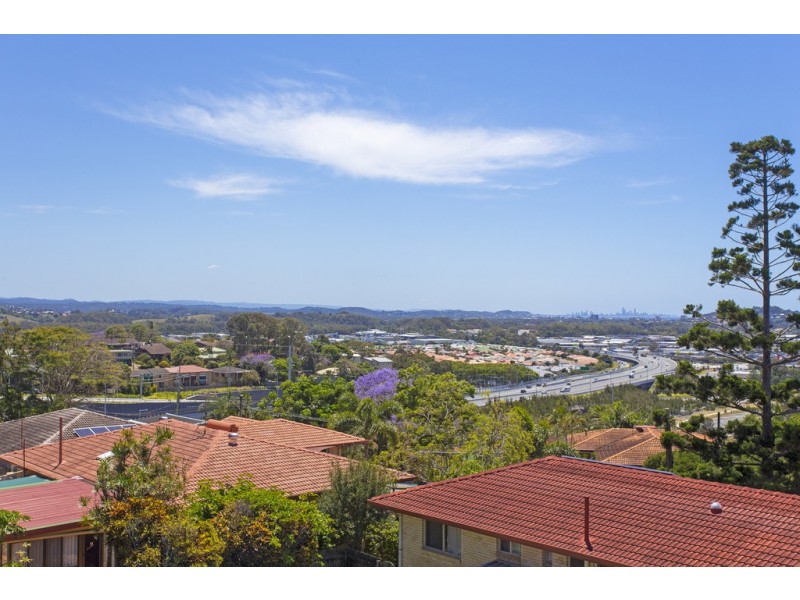 5 Oyster Point Road, Banora Point NSW 2486