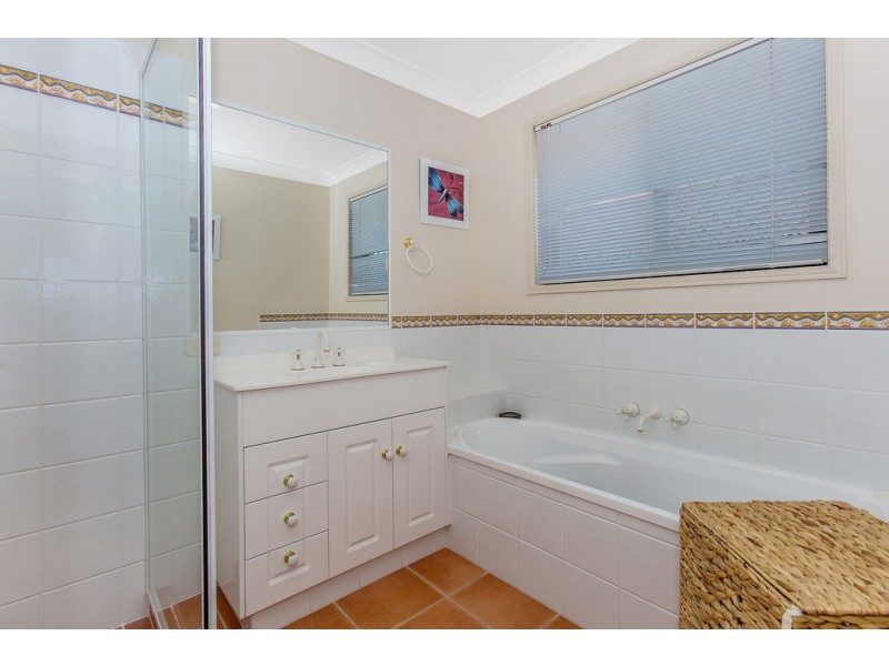 19 Franklin Street, Banora Point NSW 2486