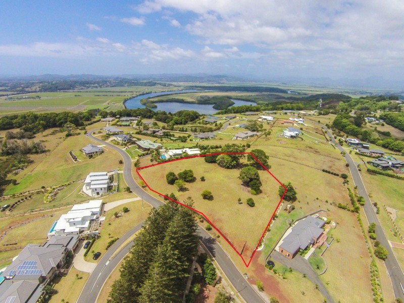 6 Sunnycrest Drive, Terranora NSW 2486