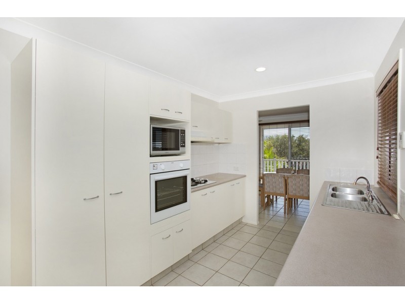 2 Sierra Vista Blvd, Bilambil Heights NSW 2486