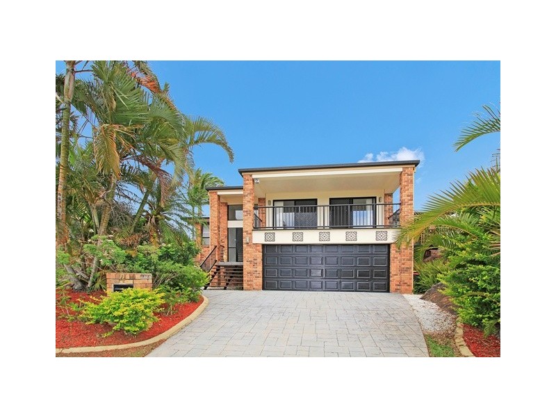 4 Caravel Place, Banora Point NSW 2486