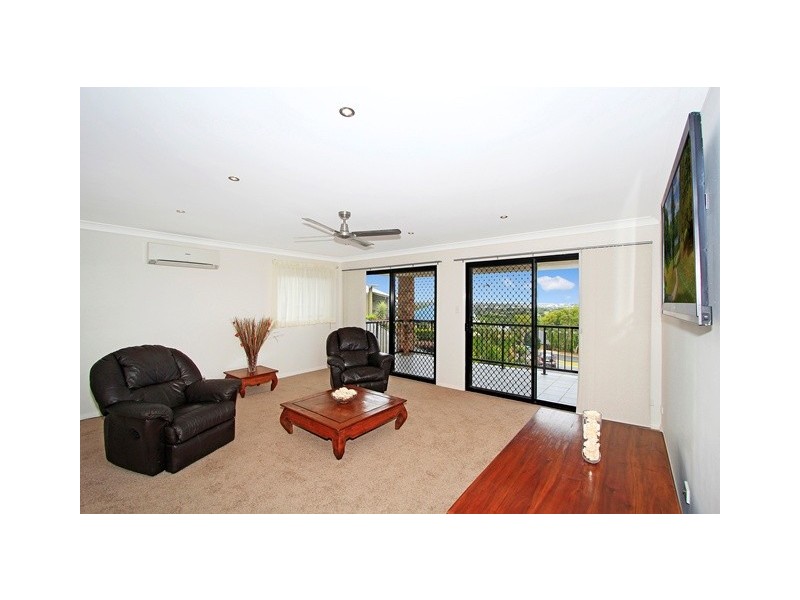 4 Caravel Place, Banora Point NSW 2486