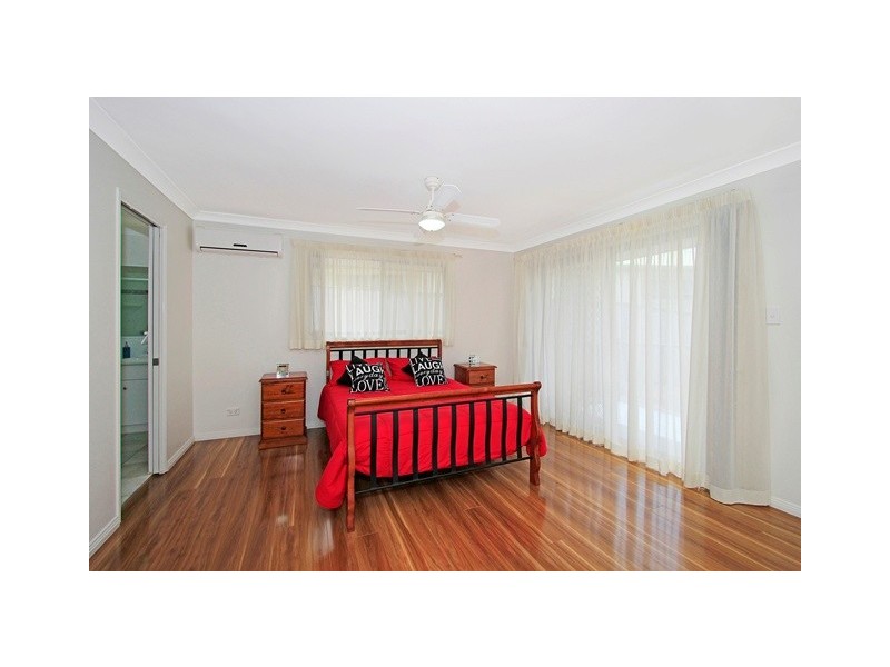 4 Caravel Place, Banora Point NSW 2486