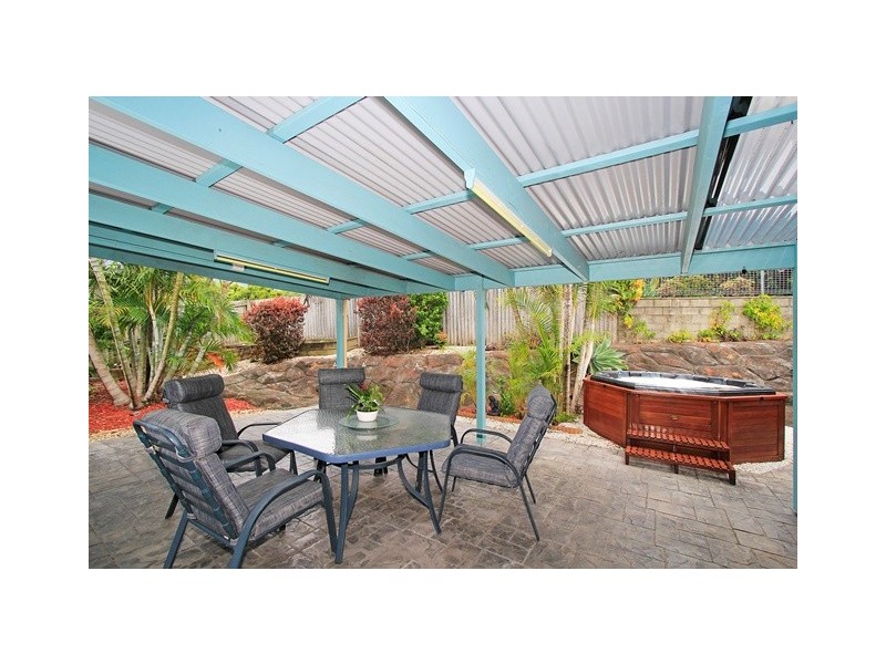 4 Caravel Place, Banora Point NSW 2486