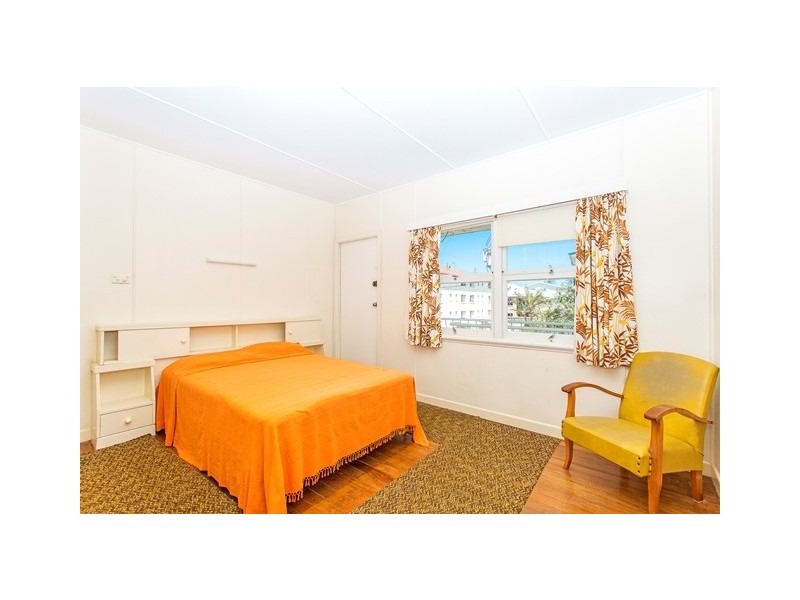 6 / 201 Golden Four Dr, Bilinga QLD 4225