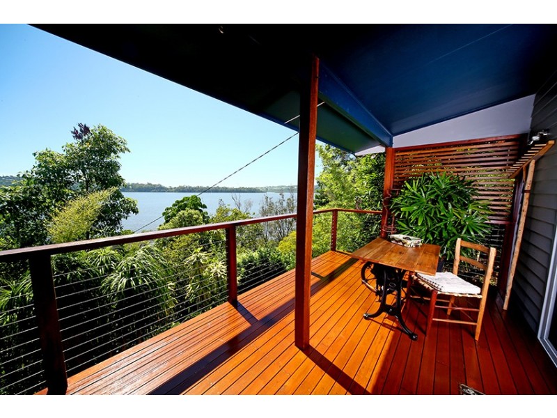 136 Broadwater Esplanade, Bilambil Heights NSW 2486