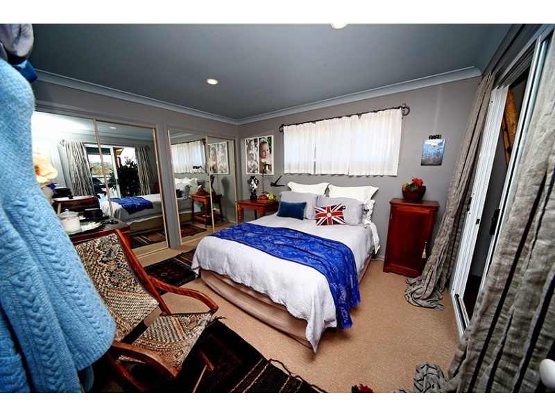 136 Broadwater Esplanade, Bilambil Heights NSW 2486