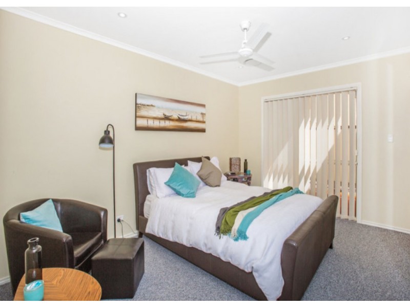 18 Bosun Boulevard, Banora Point NSW 2486