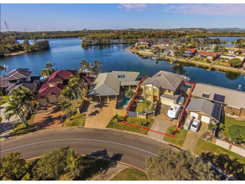 18 Bosun Boulevard, Banora Point NSW 2486