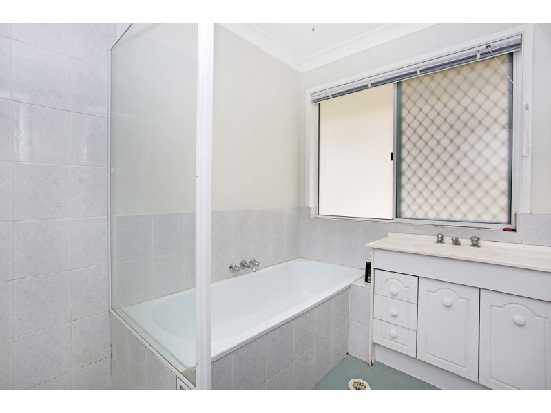 14 Glen Ayr Drive, Banora Point NSW 2486